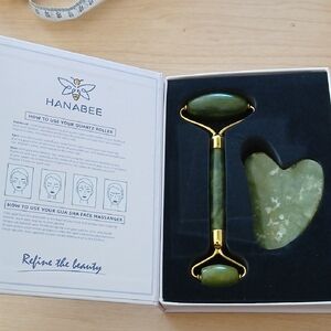 Green Jade Facial Roller & Gua Sha Set